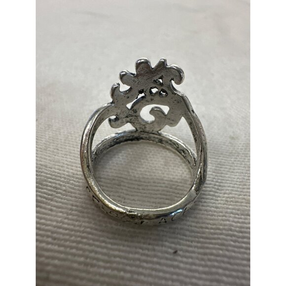 Silver-Tone Swirl Design Ring Size 7 With Embossed Script Details Chunky - Picture 3 of 4